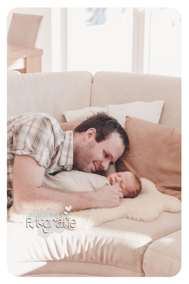 Neugeborenenfotos Homestory Lifestyle Fotografie Reportage Familienfotografie Photography Zwickau Hebamme Lichtbildkuenstlerei Daniela Rettke Hochzeit Kinderbilder Geschwisterfotos Chemnitz Zittau Erfurt Jena Leipzig Gera Dresden Bautzen Newborn Baby