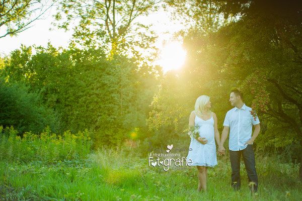 Babybauch Fotografie Schwangerschaft Zwickau Familienshooting Kinderbilder Fotograf Daniela Rettke Hebamme Lichtbildkünstlerei Lichtbildkuenstlerei