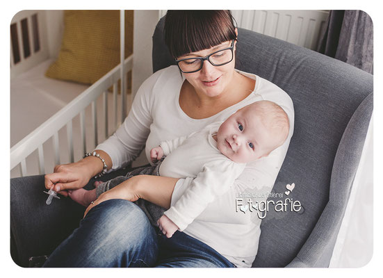 homeshooting, babyfotos zwickau, newborn, lifestyle sachsen, fotografie, lichtbildkuenstlerei, photography, gera, jena, dresden, bautzen, Glauchau, Erzgebirge, Stollberg, Chemnitz