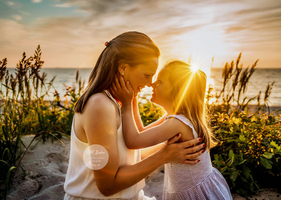 Familienfotos,Geschwisterbilder,Zwickau,Chemnitz,Familienfotograf,Fotografie,Babyshooting,Familienshooting,Outdoorfotografie,Erzgebirge