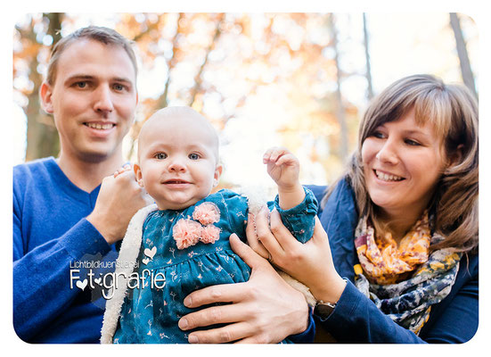Neugeborenenfotos Homestory Lifestyle Fotografie Reportage Familienfotografie Photography Zwickau Hebamme Lichtbildkuenstlerei Rettke Hochzeit Kinderbilder Geschwisterfotos Chemnitz Zittau Erfurt Jena Leipzig Dresden Bautzen Newborn Baby Schwangerschaft