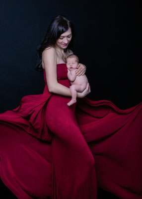 Familienfotos,babybauch,Babyfoto,Fotograf,Zwickau,Chemnitz,allgäu,Fotostudio,Neugeborenenshooting,Hebamme