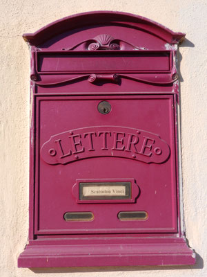 Der Herr Vinci hat einen schönen Briefkasten :D