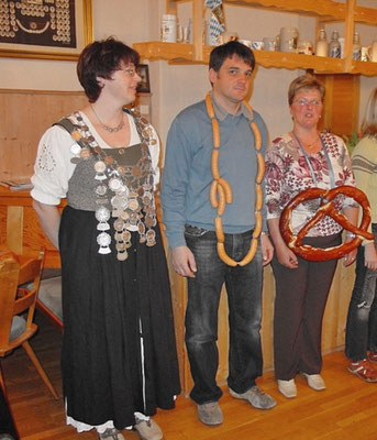 Freischütz-Könige 2007 (Schützen) - Bettina Thomamüller, Klaus Heigl, Helene Wolski (v.l.n.r.)