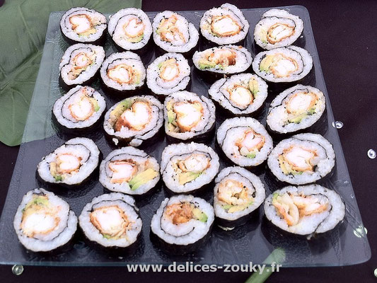 Maki aux crevettes & surimi avocat - Traiteur créole delicesdezouky.fr