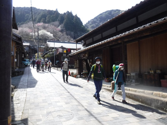 旧東海道の宇津ノ谷宿