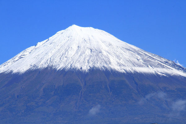 10/20　9：41　定点富士山での雪の入り方です