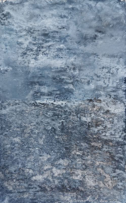 o.T:, 2022 - 14,4 x 9 cm