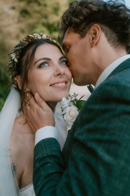Professionelles Hair & Make-up für Brautportraits und Hochzeitsshooting im Münsterland – Brautstyling und Braut-Make-up für Münster, Coesfeld, Borken, Steinfurt und Warendorf