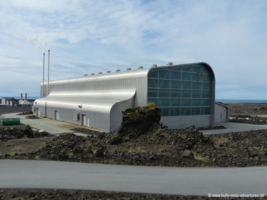 Island - Reykjanes - Geothermalkraftwerk bei Gunnuhver