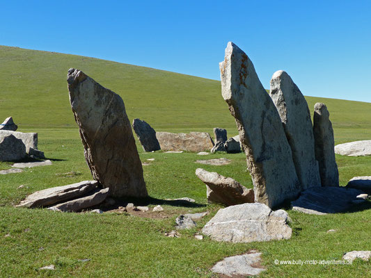 Mongolei - Grabstätte Teemen Chuluu im Orkhon-Tal