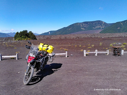 Chile - Parque Nacional Conguillío - Straße R-925-S -Lavafeld