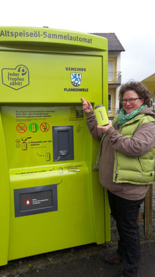 "Jeder Tropfen zählt" Automat an der GenussSchule in Plankenfels