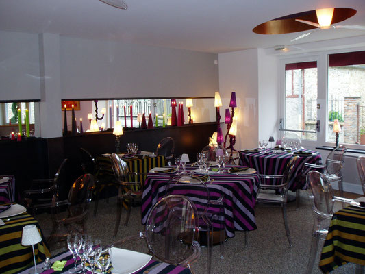 Restaurant à Bois le Roi, salle de restaurant