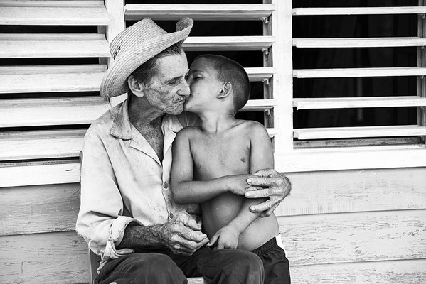 Fabián con su bisabuelo