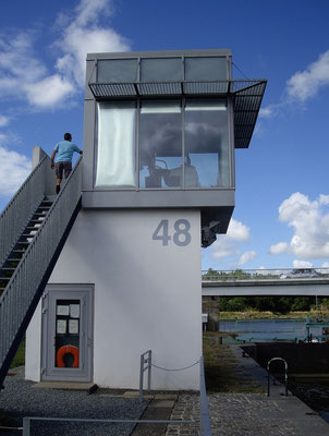 Tour de veille de l'écluse de Lyvet