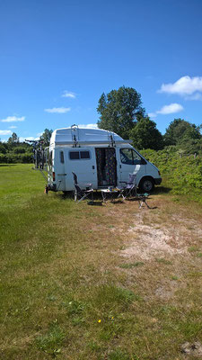 Unser erster Stellplatz - einem Campingplatz im Süden von Römö in Hafennähe