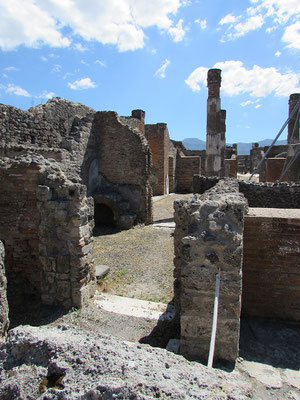 Gebäude an Gebäude, man kann sich ein gutes Bild der früheren Stadt Pompeji machen