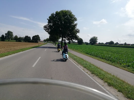 Im Windschatten der Vespa