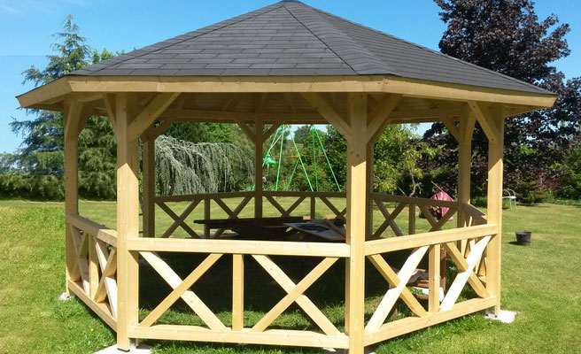 Kiosque Betty 18m², poteaux  120 x 120 mm en contre collé
