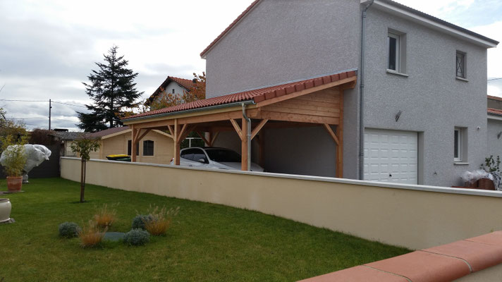 Gamme pariou avec habillage pignon bardage mélèze