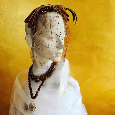 Hüte Anja Kaninck / Headpiece · Fascinator · Brautmode · Hochzeitsmode · Hochzeitsschleier · Braut · Schleier / Federgesteck · Kopfschmuck · Hutdesign / Abendmode · Ascot · Derby · Pferderennen / JGA ·  Junggesellinnenabschied / Hamburg Bargteheide
