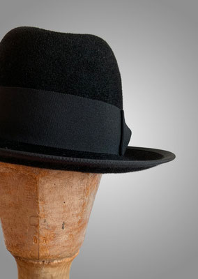 Hut Couture I Herrenhut I schwarz I elegant I Homburg I Herrenhüte I Hamburg I Schleswig-Holstein I Bargteheide I Hutdesign Anja Kaninck