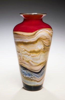 Ruby Strata Traditional Urn