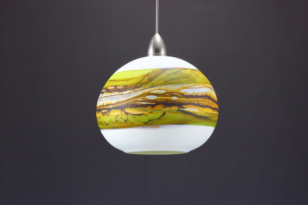 White Opal with Lime Round Pendant (Off)
