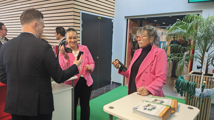 Hôtesses d'accueil au Salon EnviroPro de Angers 2025