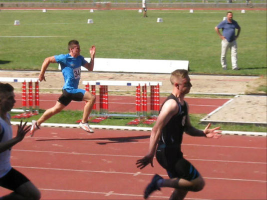 Arek Wojciuch finisz 100m.