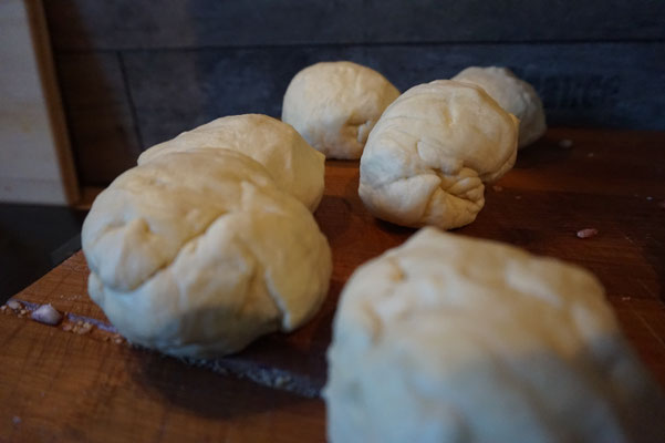 Rezept Pide- Teigschiffchen | mit Sucuk und Kaese