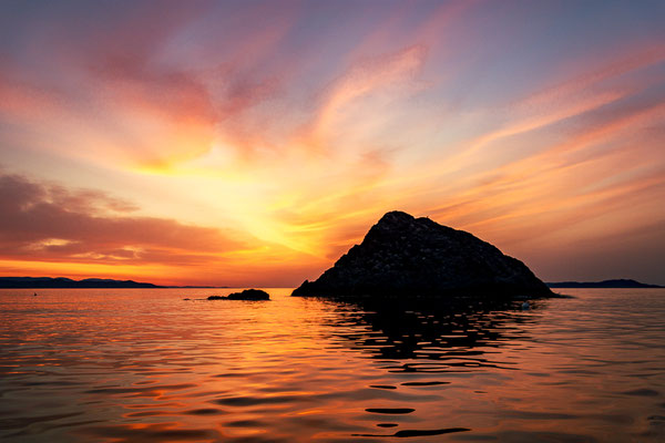 Cap des Médes l île de Porquerolles au lever du soleil 