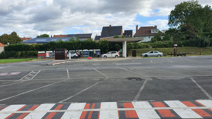 SB-Tankstelle in Divion