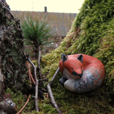 Red fox, made of clay and acryllic in Sweden, 2017