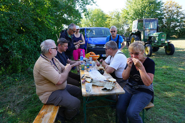 Bei Tisch! (Foto: A. Wattenbach)