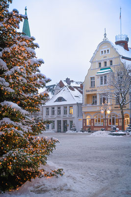 Eckernförde, Winter, Hafen, Rathausmarkt, Rundspeicher, Holzbrücke, Borby, Hafenspitze, Olaf Pinn, OIC