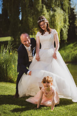Hochzeitsportrait des Brautpaares in natürlichem Licht bei Erfurt