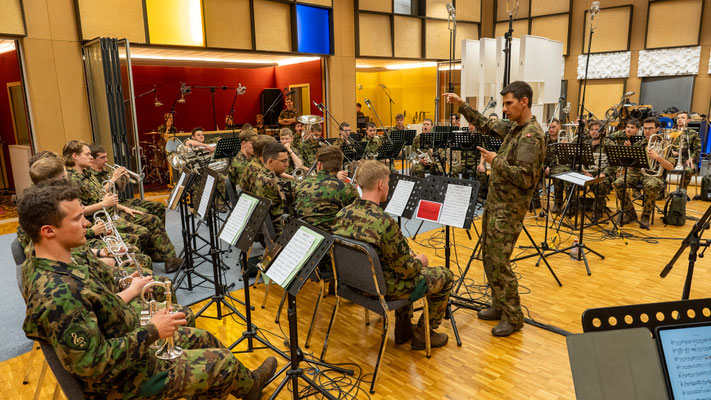 Rekrutenspiel der Schweizer Militärmusik
