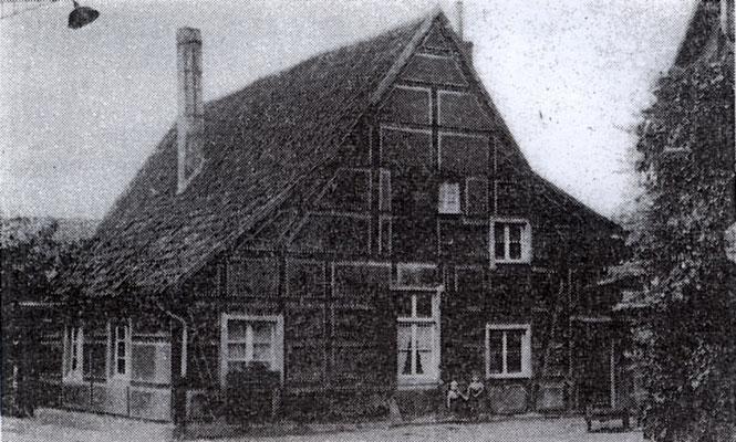 Die ehemalige Küsterei. Sie stand gegenüber der Kirche St. Vitus (heute K+K) - Foto: Archiv der Pfarrgemeinde