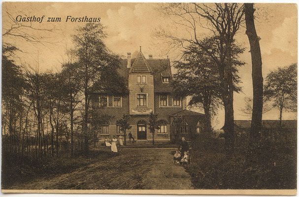 1909 - Gustav Voigt und Bernadine, geb. Brinkmann aus Essen, erbauten das Forsthaus