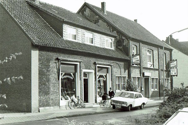 Geschäftshaus und Gaststätte Plücker - heute Altes Gasthaus Greskamp