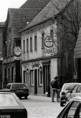 Nun hieß die Schenkwirtschaft Domhof