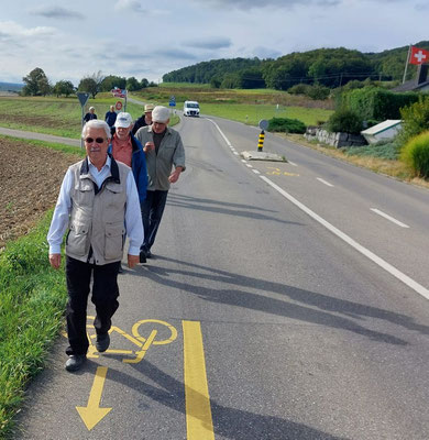 Im Gänseschritt: Zingg, Rugel, Schlenz, Grappa - tito, Cis