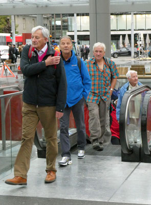 Ausgang Bahnhof Bern: Skal, Ready, Falco, Tardo