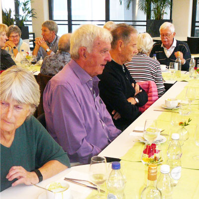 Mittagessen: Heidi, Bison, Ready