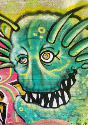 Apéroplatz: Sprayerkunst, Satan