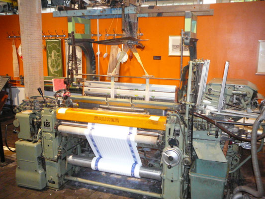 Saurer Stickmaschine