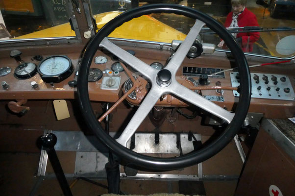 Postauto 4C, 1948, Steuerrad