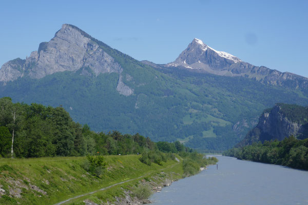 Gonzen 1830m, Gauschla 2310m, Rhein